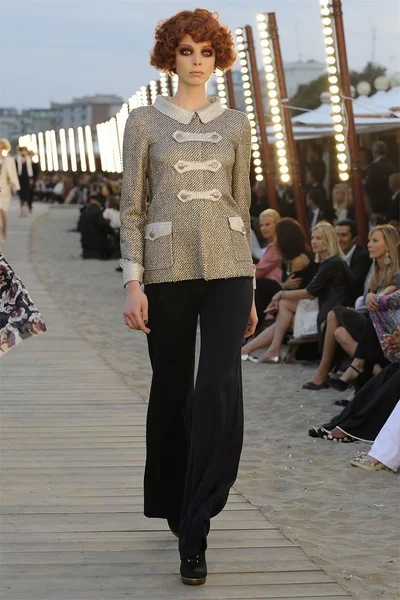 Look 34